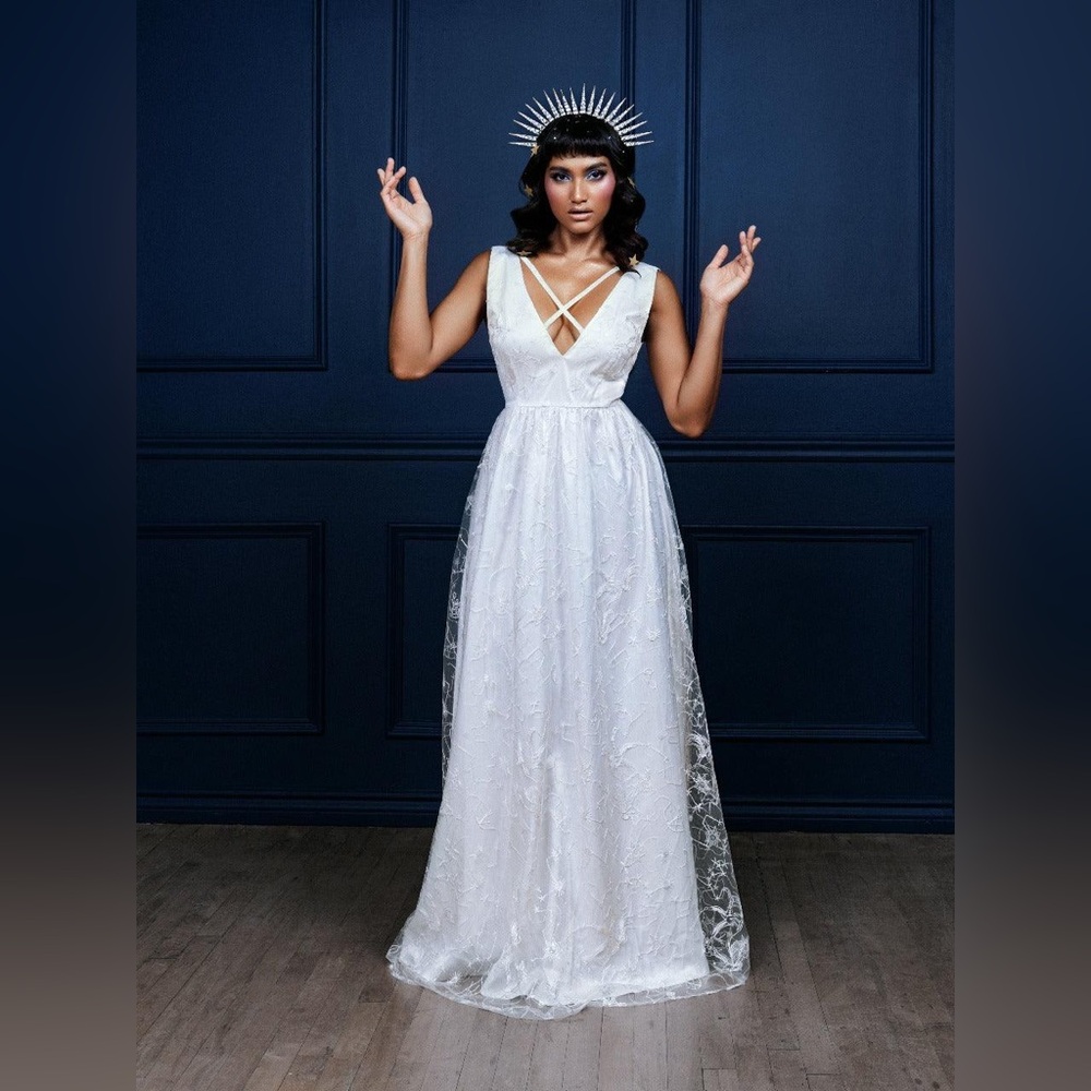 Katakomb Celestial Dress White